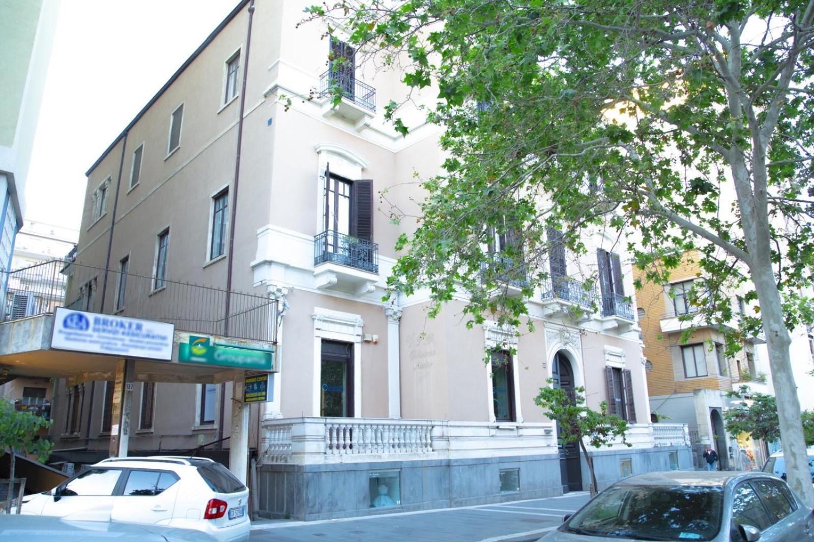 Le Del Corso Italia Catania